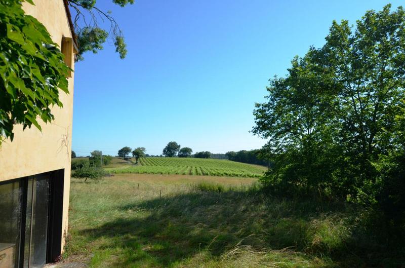 Maison - 421 m² - 11 pièces