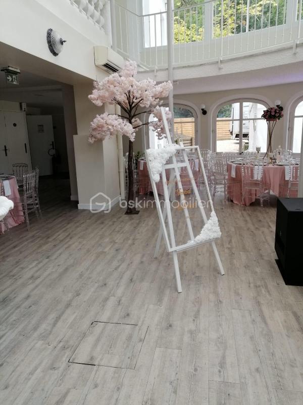 Bureau - 310 m² - 1 pièce