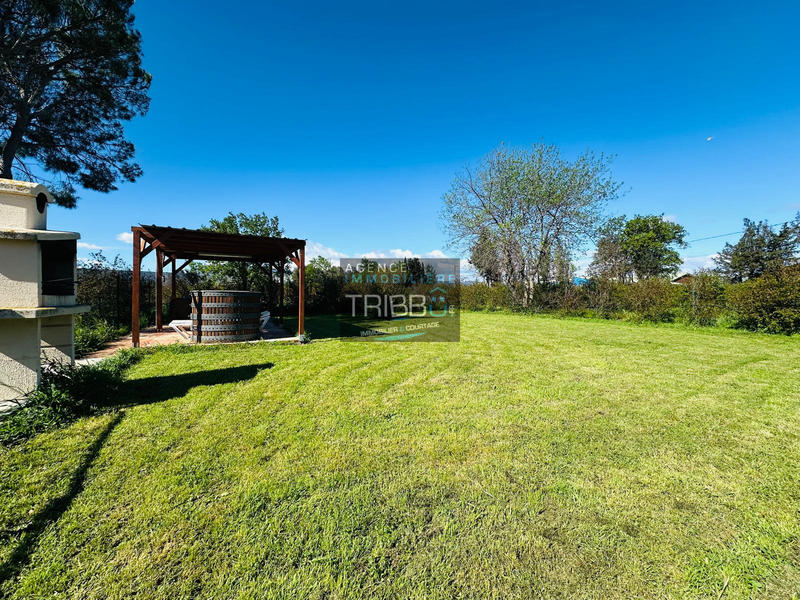 Maison - 228 m² - 10 pièces