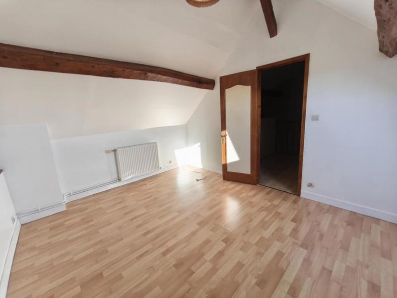 Maison - 150 m² - 10 pièces