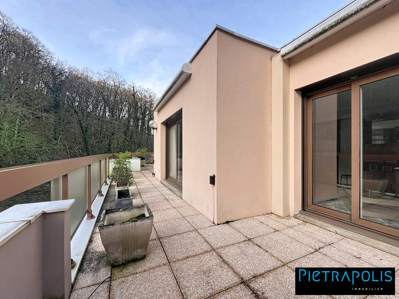 Appartement - 132 m² - 4 pièces