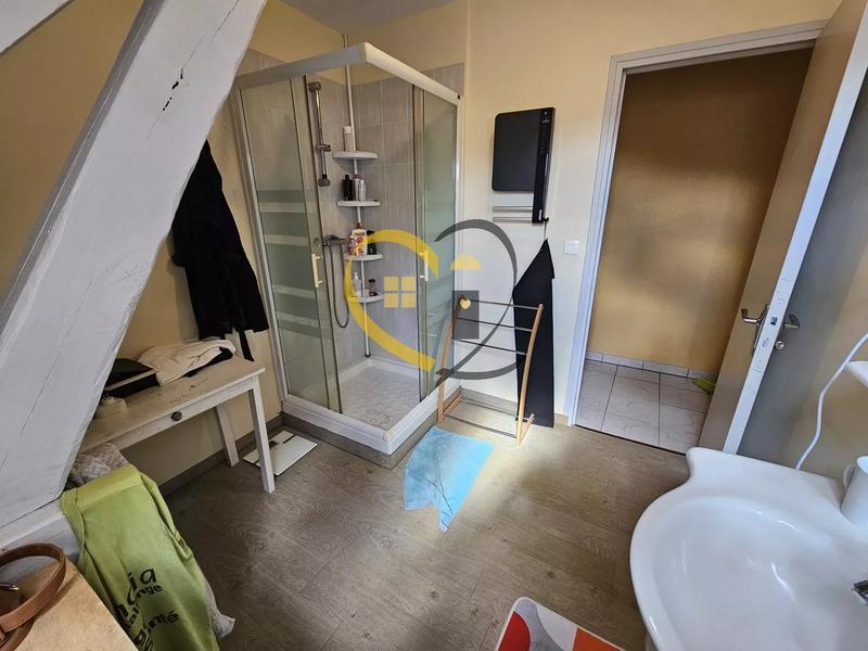 Maison - 185 m² - 6 pièces