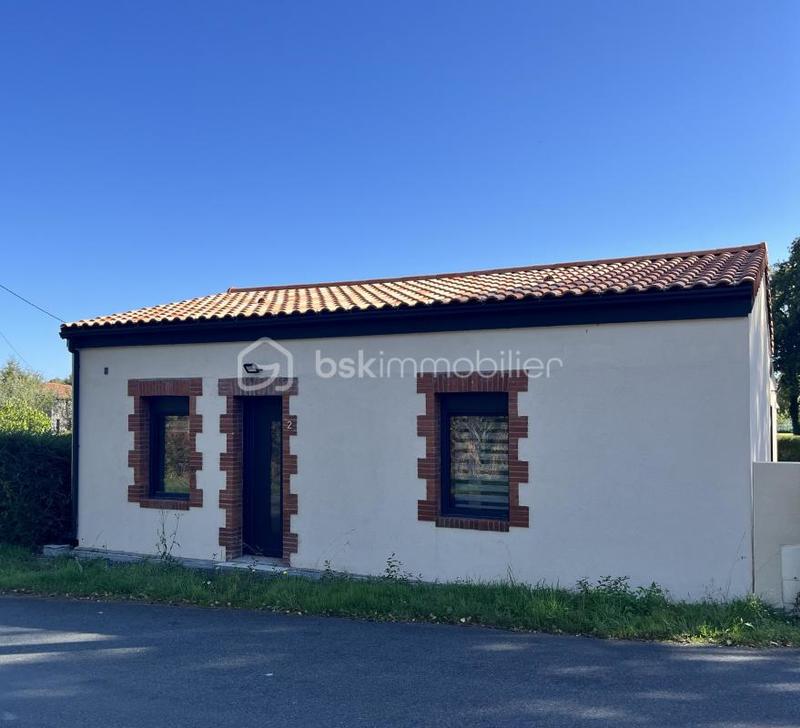 Maison - 104 m² - 4 pièces