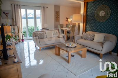 Maison - 110 m² - 6 pièces