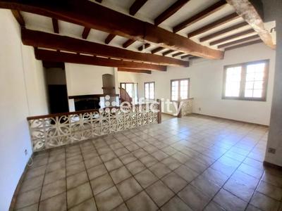 Maison - 146 m² - 7 pièces