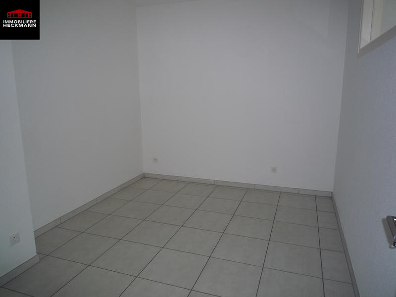 Local commercial - 72 m² - 3 pièces