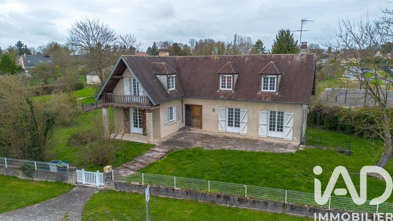 Maison - 250 m² - 7 pièces