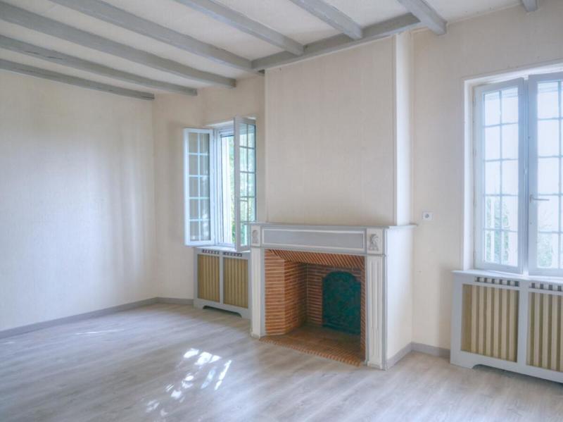 Maison - 390 m² - 11 pièces