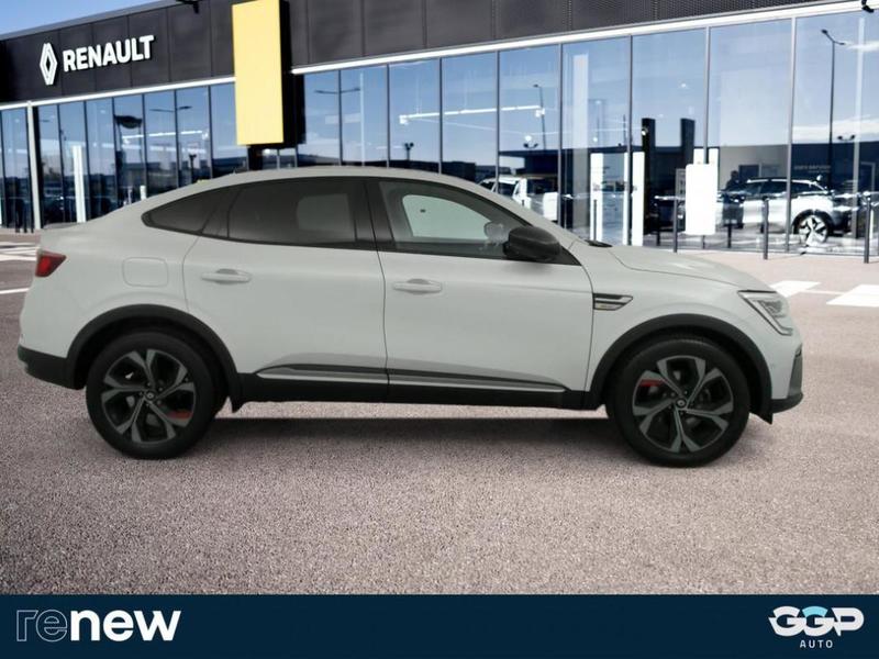 Renault Arkana E-Tech 145 - 21b R.S. Line