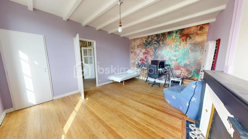 Maison - 268 m² - 11 pièces