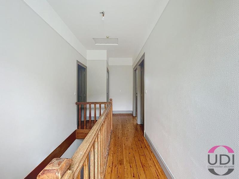 Maison - 142 m² - 5 pièces