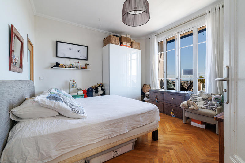 Appartement - 97 m² - 3 pièces