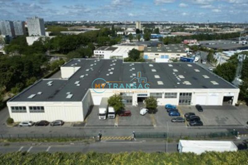 Local d'activités - 304 m²