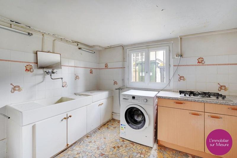 Maison - 215 m² - 8 pièces