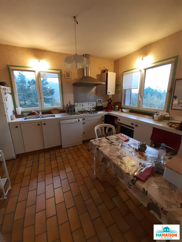 Maison - 172 m² - 8 pièces