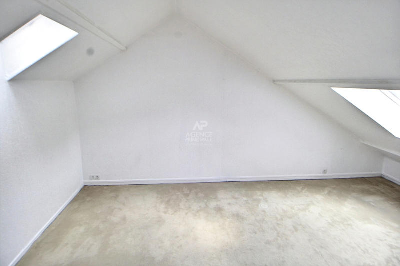 Maison - 136 m² - 7 pièces