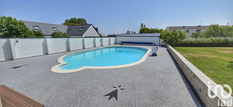 Maison - 216 m² - 7 pièces