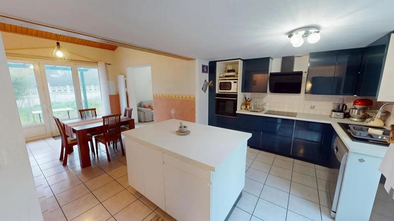 Maison - 87 m² - 4 pièces