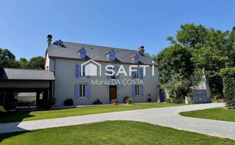 Maison de maîtres - 235 m² - 6 pièces