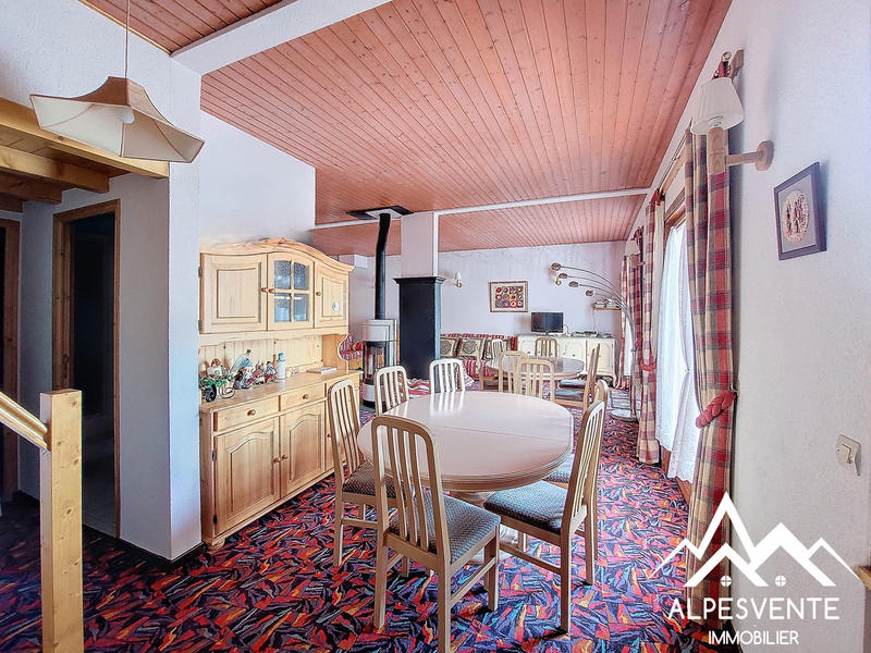 Appartement - 110 m² - 5 pièces