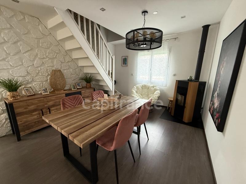 Maison - 111 m² - 4 pièces