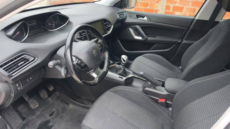 Peugeot 308 1.5 BlueHDI 130 Active