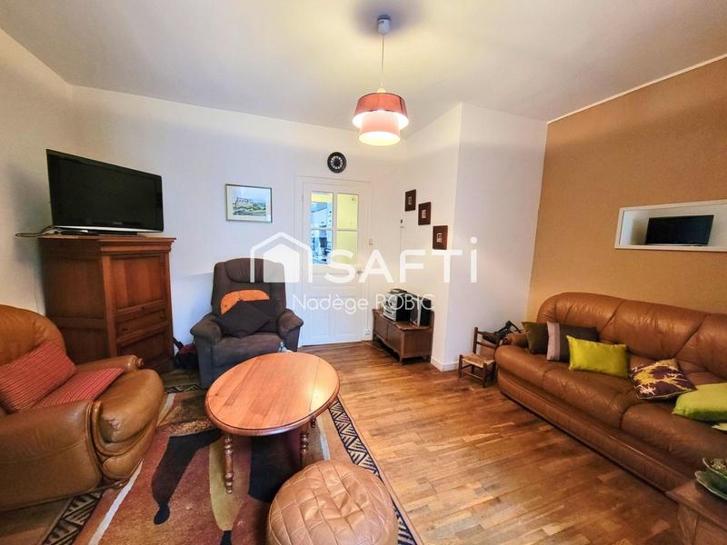 Maison - 111 m² - 4 pièces