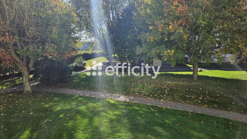 Appartement - 97 m² - 5 pièces