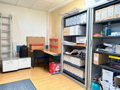 Local commercial - 114 m²