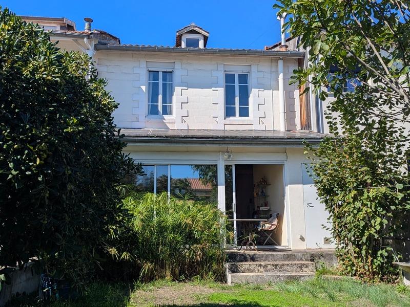 Maison bourgeoise - 120 m² - 5 pièces