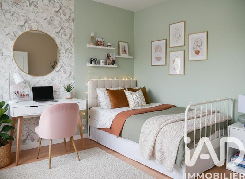 Maison - 96 m² - 5 pièces