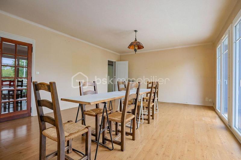 Maison - 97 m² - 3 pièces