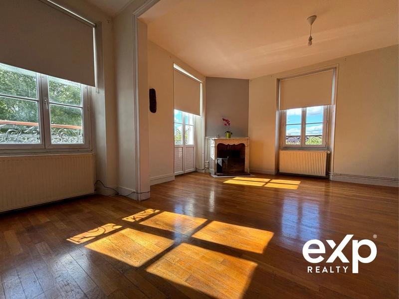 Appartement - 106 m² - 4 pièces