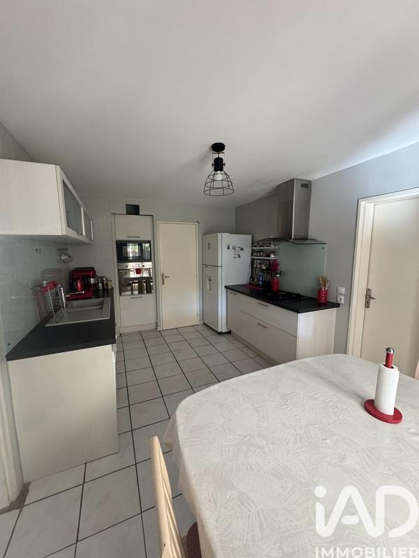 Maison - 110 m² - 5 pièces