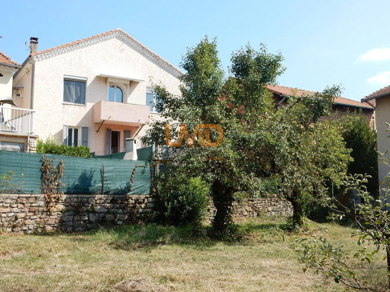 Maison en pierre - 141 m² - 8 pièces