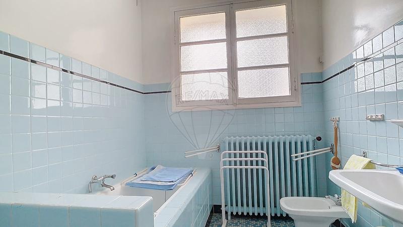 Maison - 162 m² - 6 pièces