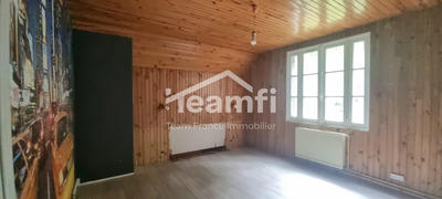 Maison - 87 m² - 5 pièces