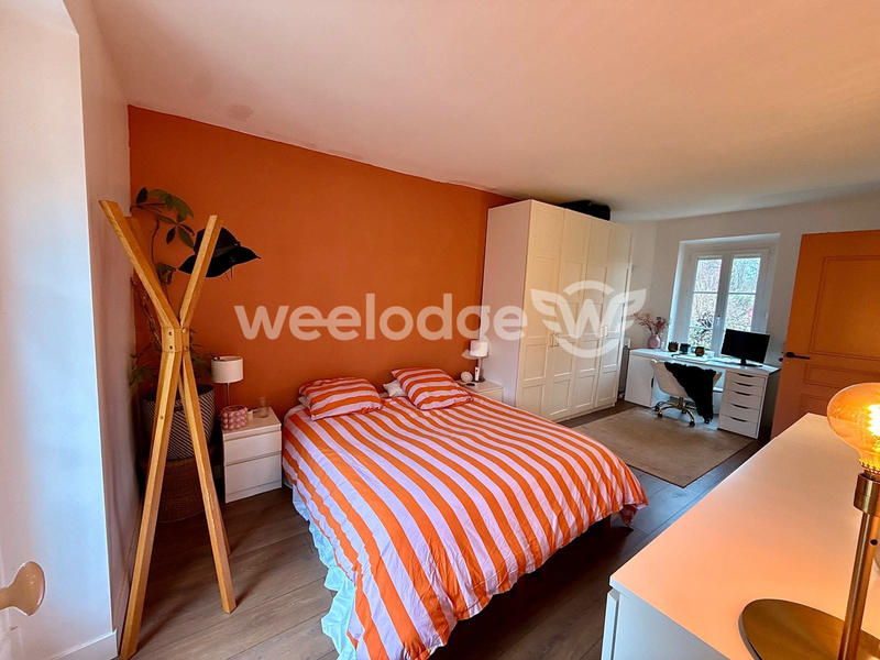 Maison - 90 m² - 5 pièces