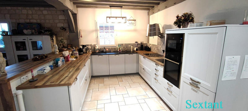 Maison - 290 m² - 13 pièces
