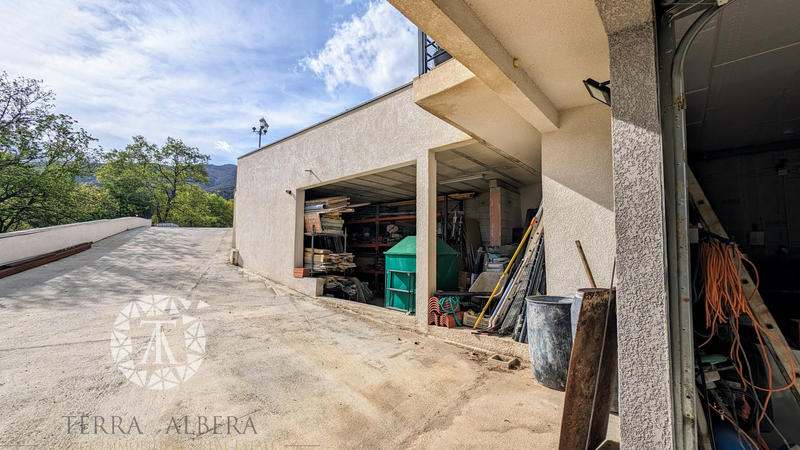 Villa - 157 m² - 7 pièces