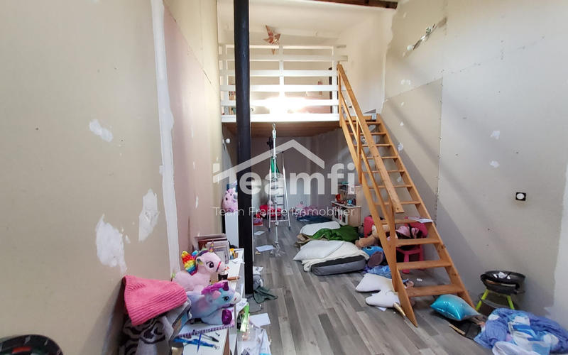 Maison - 94 m² - 4 pièces