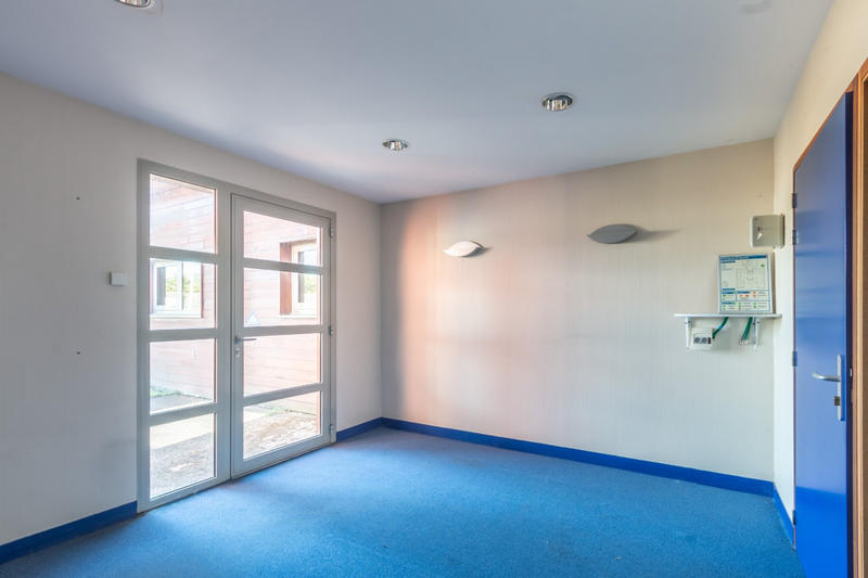 Bureau - 850 m² - 17 pièces