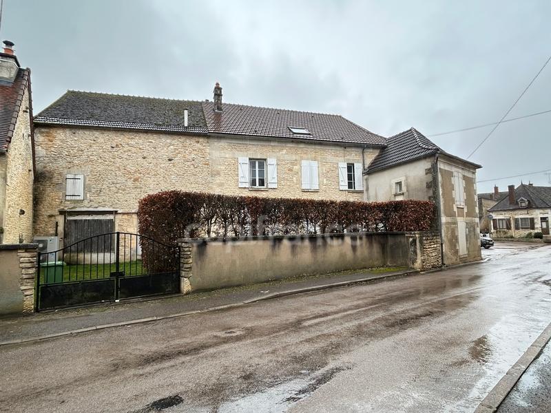 Maison - 155 m² - 5 pièces