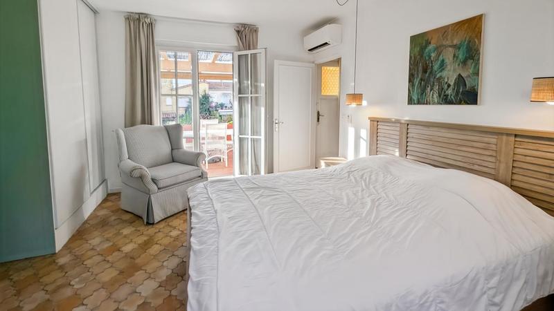 Appartement - 74 m² - 2 pièces