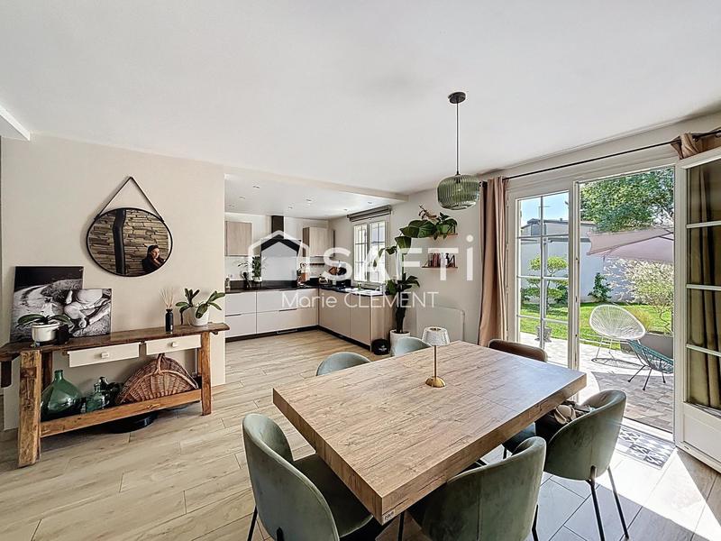 Maison - 96 m² - 4 pièces