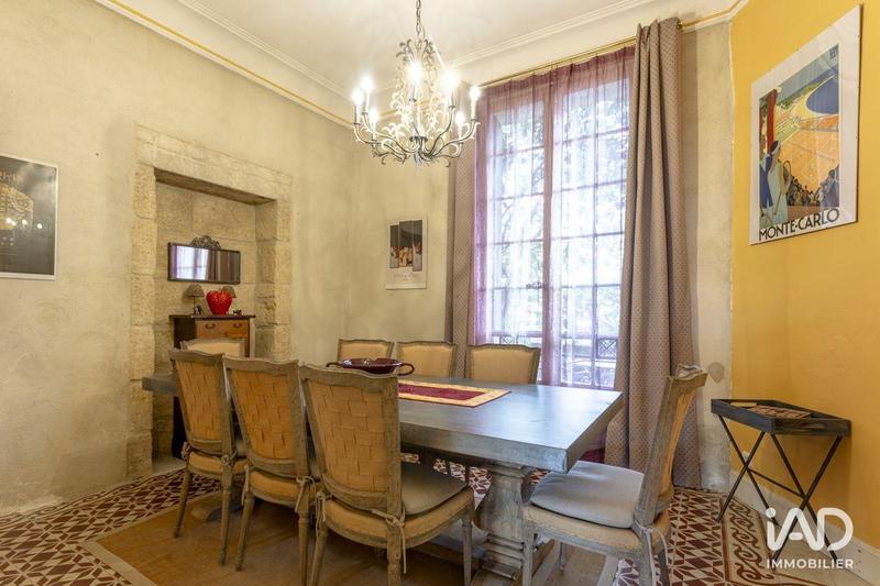 Maison - 331 m² - 8 pièces