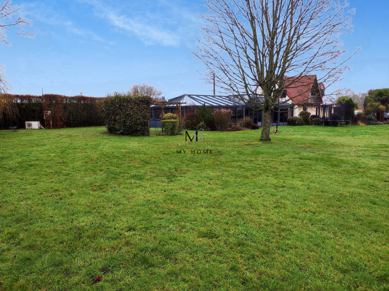 Villa - 220 m² - 10 pièces