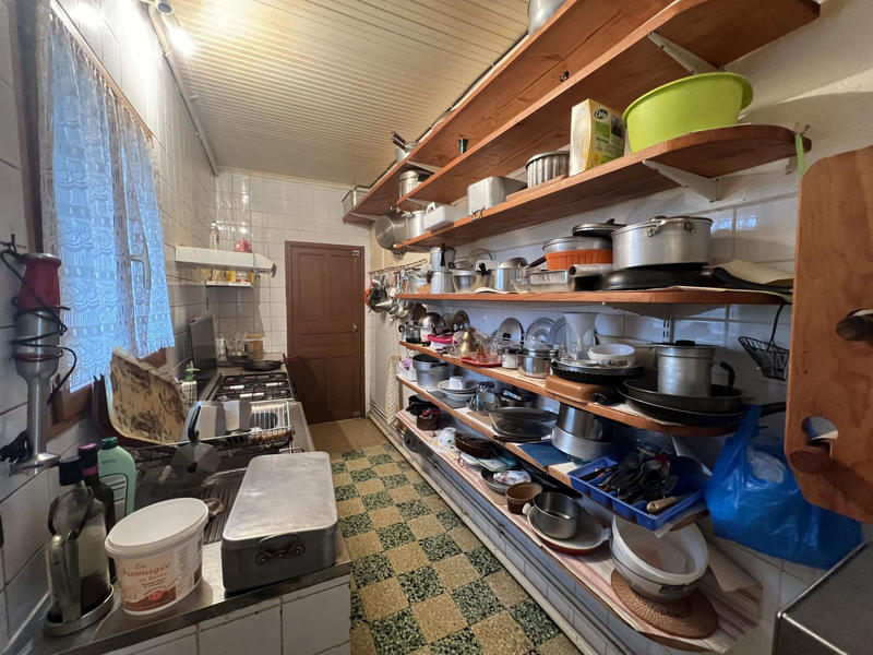 Maison - 165 m² - 9 pièces