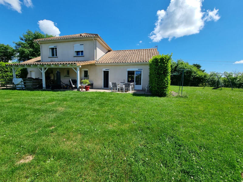 Villa - 135 m² - 5 pièces