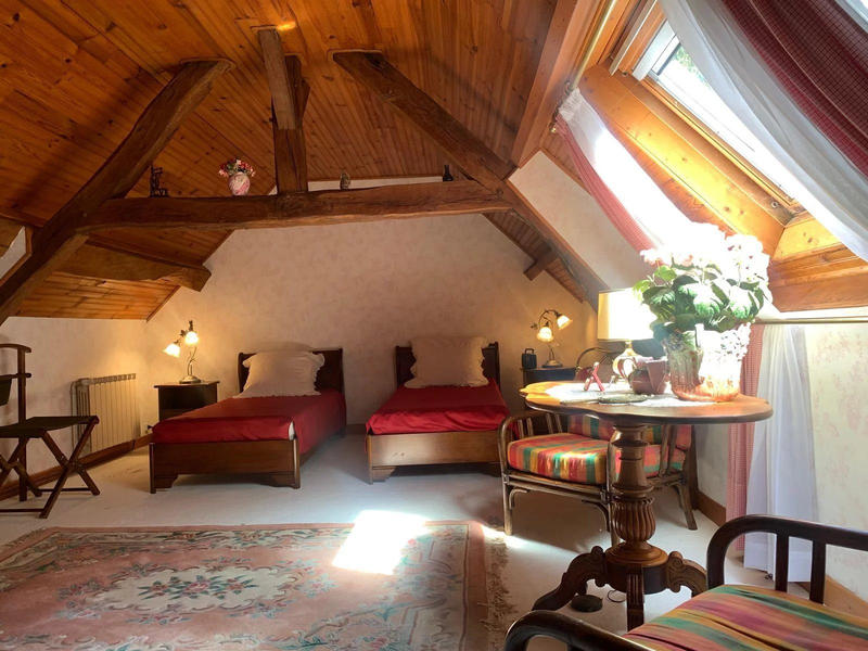 Maison traditionnelle - 184 m² - 6 pièces